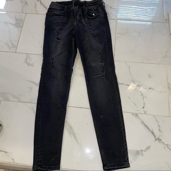 H&M Black Skinny Leg Jean - Picture 2 of 4